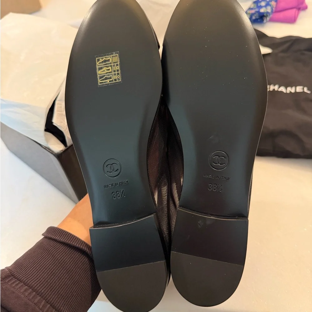 CHANEL 2026 Black Mesh Ballet Flats - Picture 4 of 7
